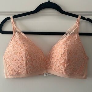 Knix Size XL (38A, 38B, 38C) Deep V-Plunge Lace Padded Bra - Peach